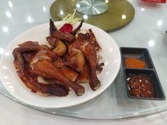 -绿雅居原生态农庄(小涌店)