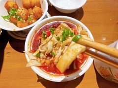 -炉小二铜锅牛蛙•川湘菜(三里屯店)