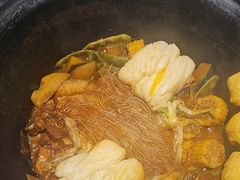 -鱼窝棚柴火铁锅炖(富山屯店)