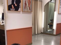 -海马体照相馆(万菱汇店)