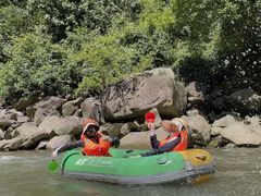 -雅鲁激流探险漂流