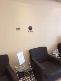 -瑞尔齿科(南京东路名人诊所)