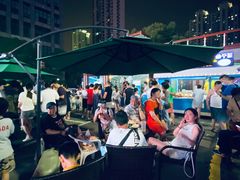 -月星家居广场-路面停车场