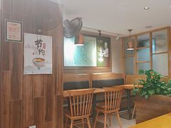 -呷佬·长沙手工米粉(金沙江路店)