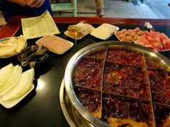 -邓莽子老火锅(中兴路总店)