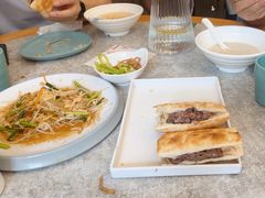 -高玛纳驴肉火烧(一世界店)