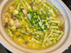 -新天明砂锅鱼头煲