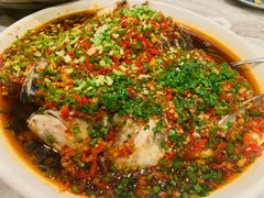 剁椒蒸鱼头-漢舍中国菜馆(889广场店)