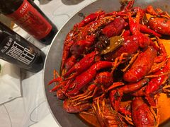 -巴厘龙虾·榜首油焖大虾(音乐学院·沿江酒馆店)