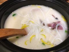 -云海肴·汽锅鸡·云南代表菜(天山百盛优客店)
