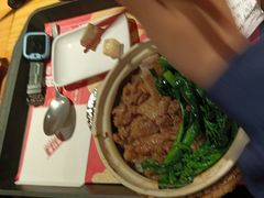 -华记煲仔华·煲仔饭(市桥易发店)