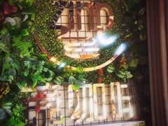 -ZING COFFEE 镜咖啡