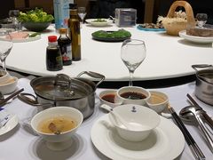 -红鼎豆捞·非遗鲍皇汤火锅(宝丰路店)