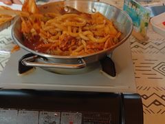 -满格嗦新疆椒麻鸡火锅.炒米粉(川大江安校区店)