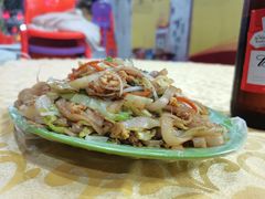 -蚝哥花姐湛江烤生蚝(美丽湾市场店)