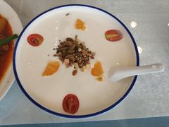 -马尔龙新疆饭店·清真(瑞景店)