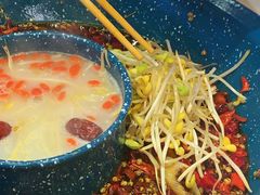 -渔香岛美蛙鱼头火锅(威清路店)
