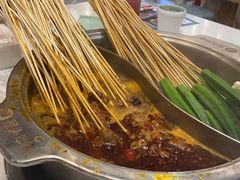 养生红锅-屋头串串(新街里店)