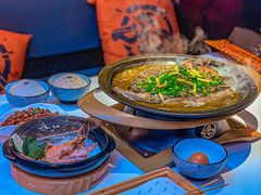 -鸣记脆皮烤鱼·海鲜烤鱼(三八广场店)