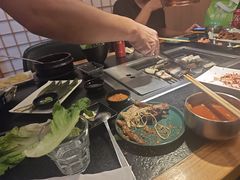 -臻牛烤肉