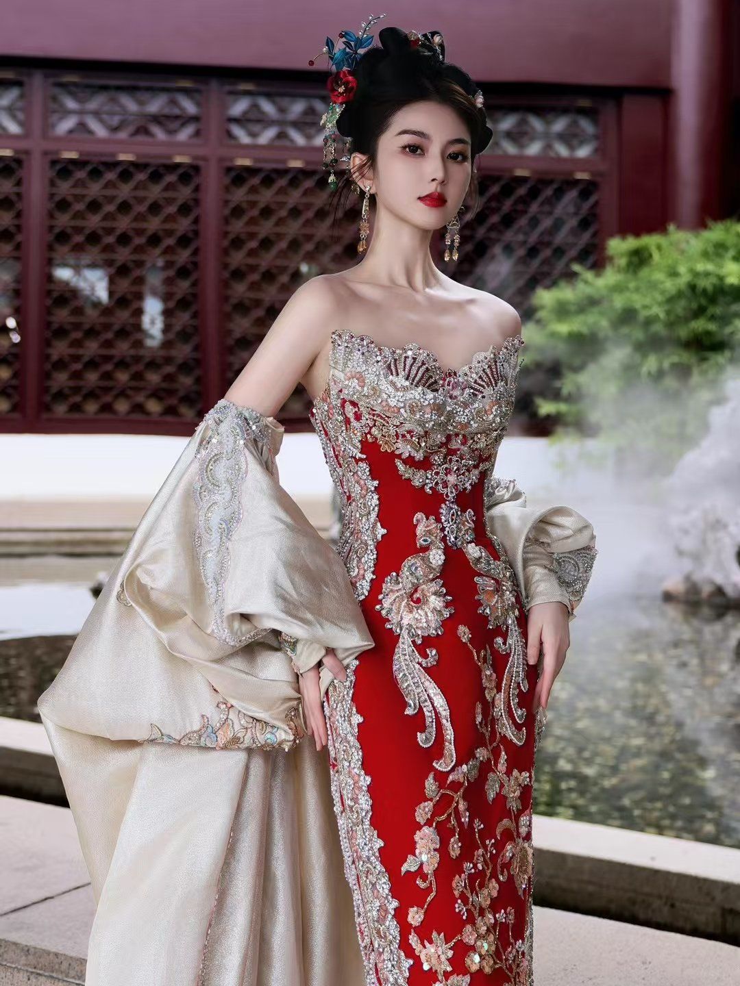 华服之美从未被定义