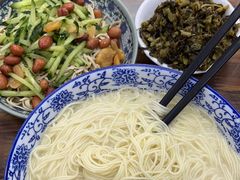 -雪琴面馆富安特色鱼汤面(城中花园店)