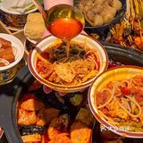 太满足了!串串爱吃什么拿什么,拿了满满一筐都不够吃!