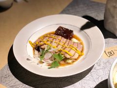 -穹六人间 people 6(岳阳路店)