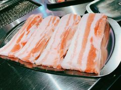 -马路牙子地桌烤肉(工体店)