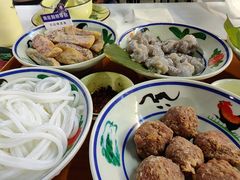 -刘姐啤酒鱼民族演艺餐厅(西街总店)