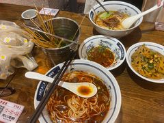 -黑白电视长沙小吃(悦汇城店)