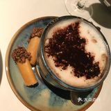 这家店还可以称得上财大气粗！吃到一半