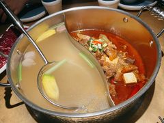 特色牛腩鸳鸯锅-左庭右院鲜牛肉火锅(新梅广场店)