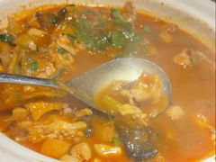 -魏铭鱼头捞饭(晋阳路店)