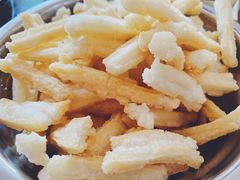-黄利砖万峰林布依特色酸笋牛肉馆