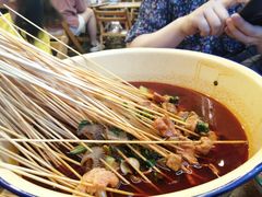-拈签一笑黄牛肉辣卤串串