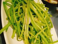 清炒泥蒿-一棠龙虾•王牌虾球(楚河汉街店)