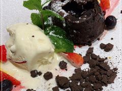 -HuaTa 花榻·花忆西葡餐厅(虹桥南丰城店)