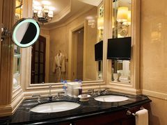 -广州富力丽思卡尔顿酒店