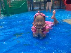 -泸州欢乐派海滩公园