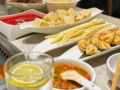 -海底捞火锅鲜切牛肉主题店(长寿路店)