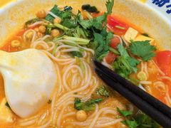 -粉小主·贵州酸汤牛肉粉(南京仙林金鹰店)