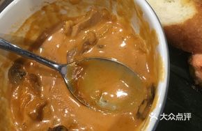 Boiled Chicken with Garlic Bread