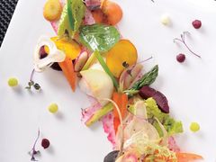 榛子山羊芝士配蔬菜沙拉-圣丰索菲特·法国餐厅