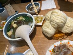 -金莹丸子汤清真(朝外SOHO店)