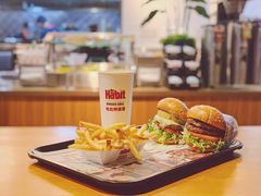 -The Habit Burger Grill 哈比特汉堡(复兴soho店)