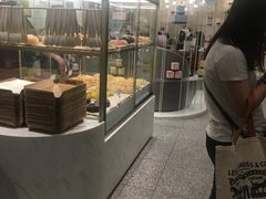 面包甜点陈列柜-奈雪的茶(市百一店)