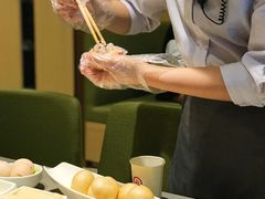 面筋里塞虾滑蛋液牛肉芹菜-海底捞火锅(杭州萧山宝龙广场店)