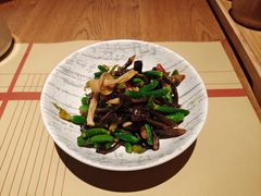 -荣家黄鱼面(南京西路店)