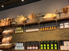 -星巴克(港汇1号办公楼店)